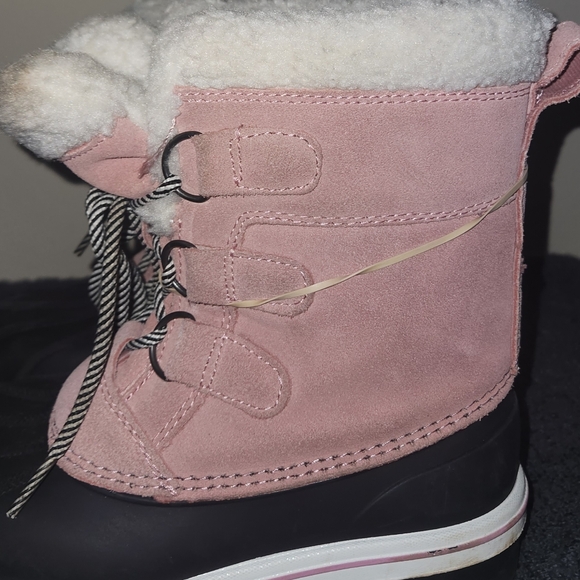 Cat & Jack Pink and Black Girl Winter Waterproof Snow Boots Size 13 Little Girls - Picture 11 of 15